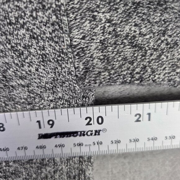 Womens Gap Wool Blend Gray & Black Geometric Sweater Long Sleeve Crewneck M - Picture 5 of 7